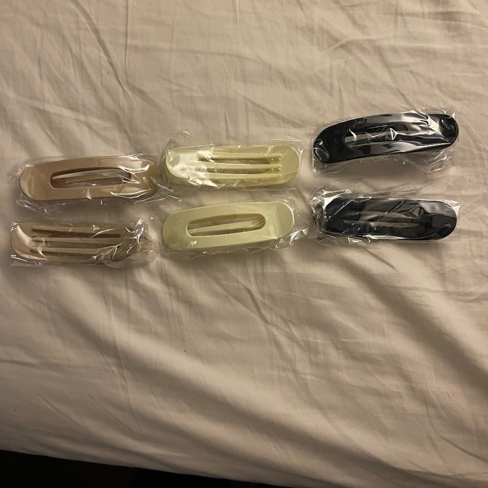 NEW hair clips